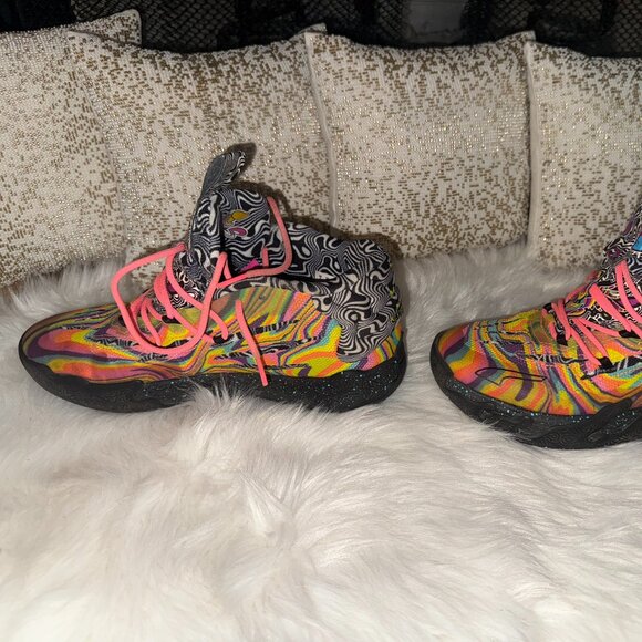 PUMA MB.03 x Dexter’s Laboratory x LaMelo Ball – Men’s Size 8 – Gently Used - Picture 5 of 7